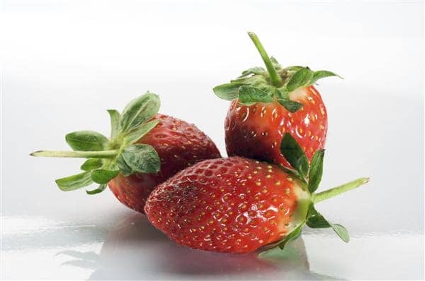 3 strawberries