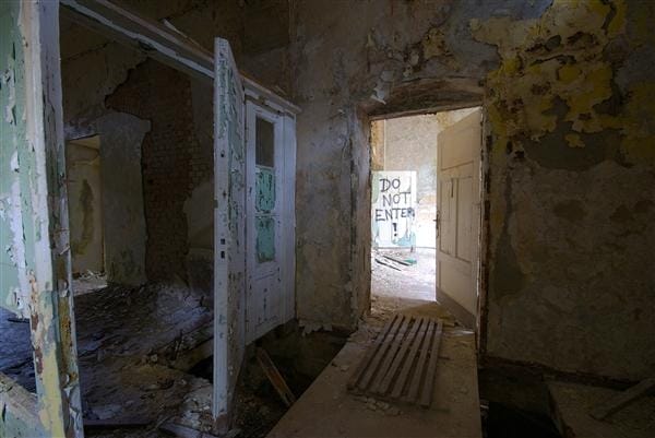DO NOT ENTER