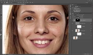 How to Airbrush Skin With Frequency Separation